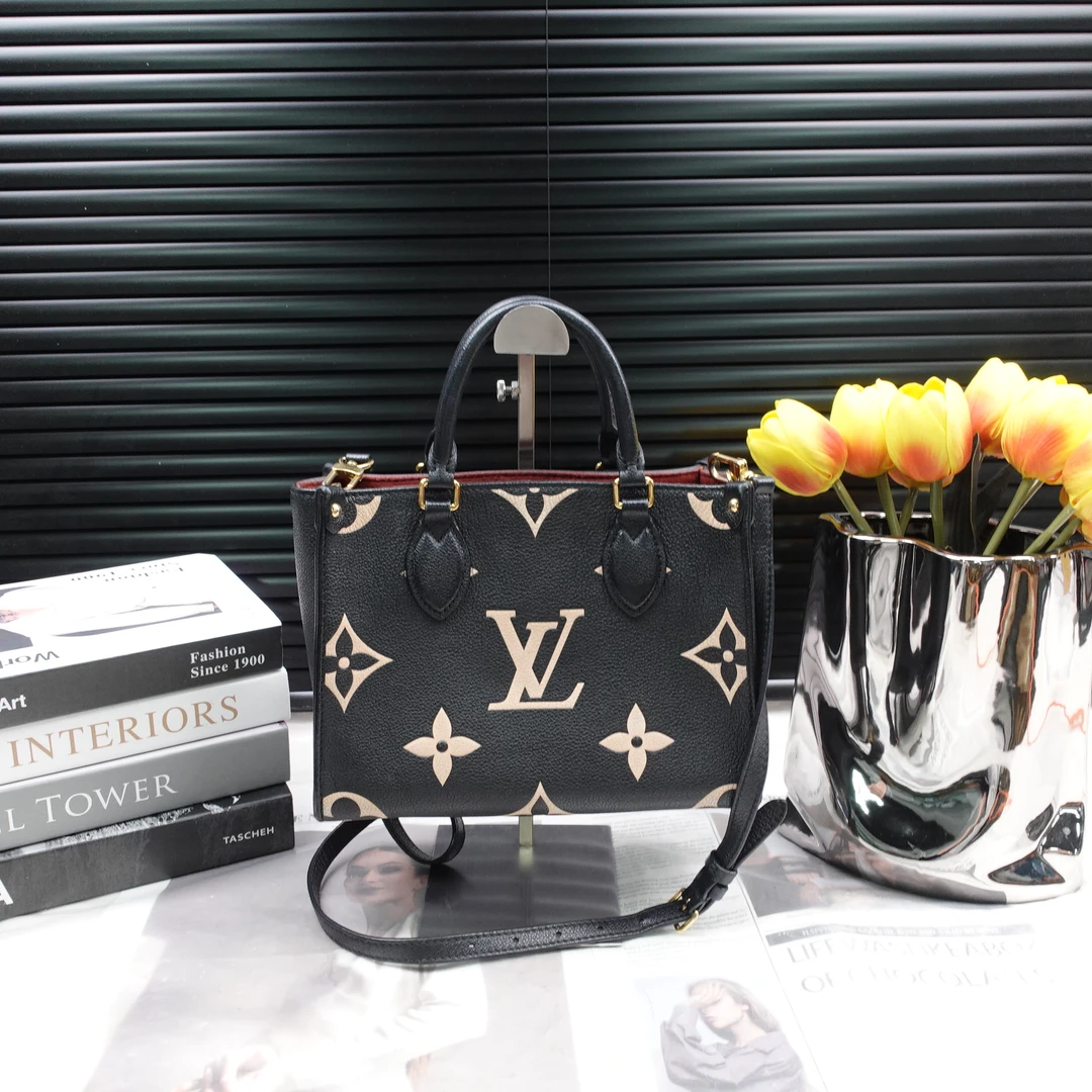 95新 LouisVuitton/路易威登 单肩包/t20318025