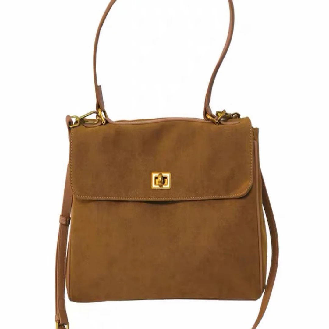 秋冬小众时尚女款磨砂大容量单肩斜挎通勤托特包