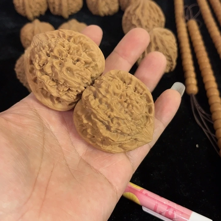 把件文玩核桃48左右官帽，编号011