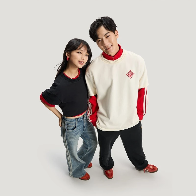 阿迪达斯 （adidas）男女通款新年休闲时尚T恤短袖KT0714