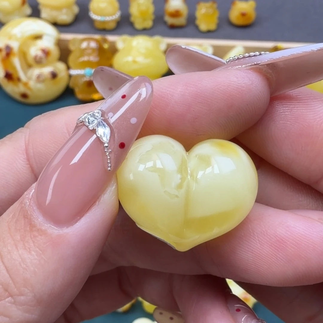 琥珀未镶嵌裸石蜜蜡