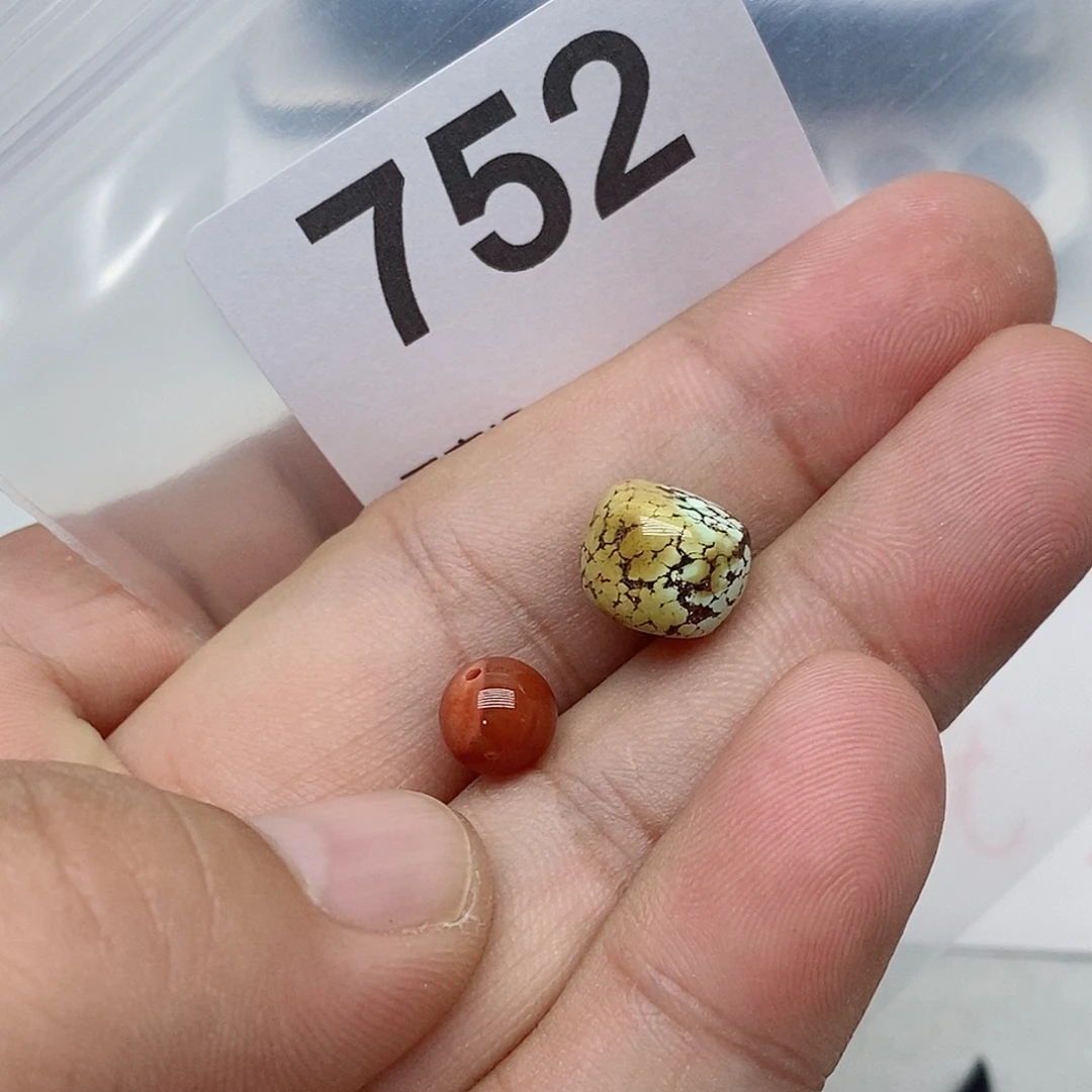 未镶嵌南红玛瑙珠宝奇石