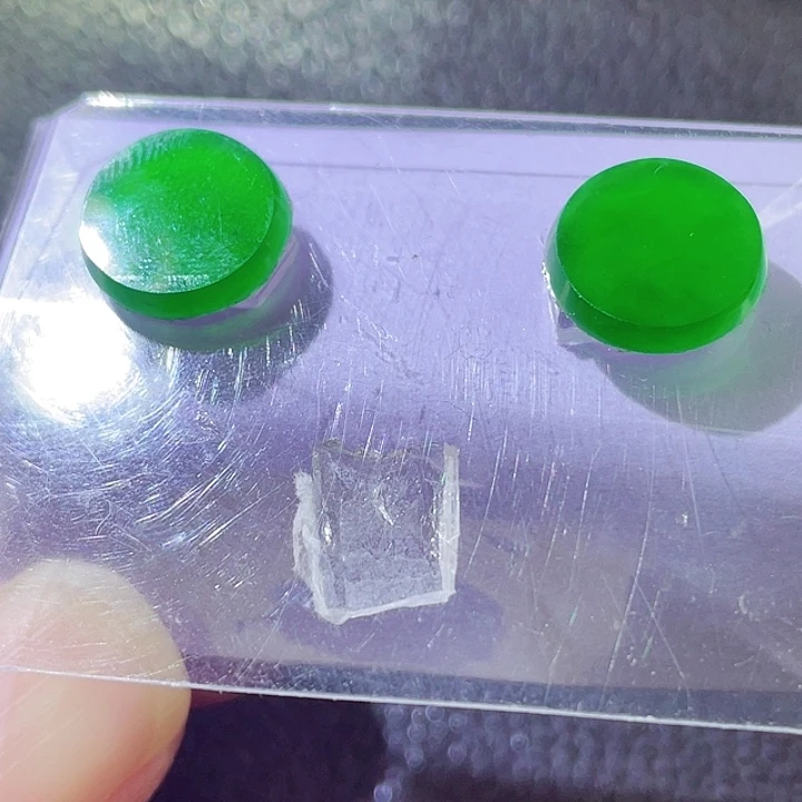 未镶嵌定制翡翠小*翡翠