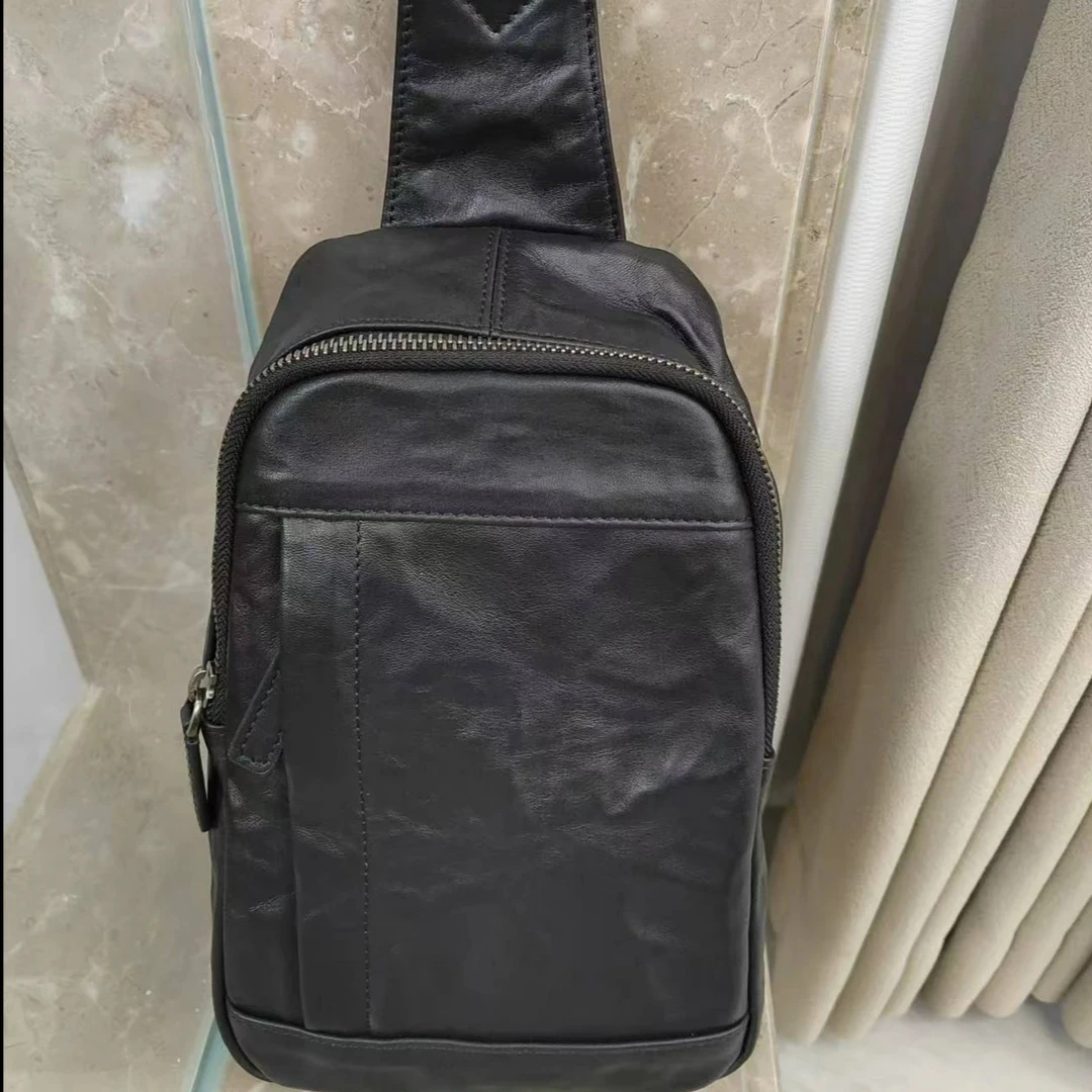头层手抓纹牛皮胸包