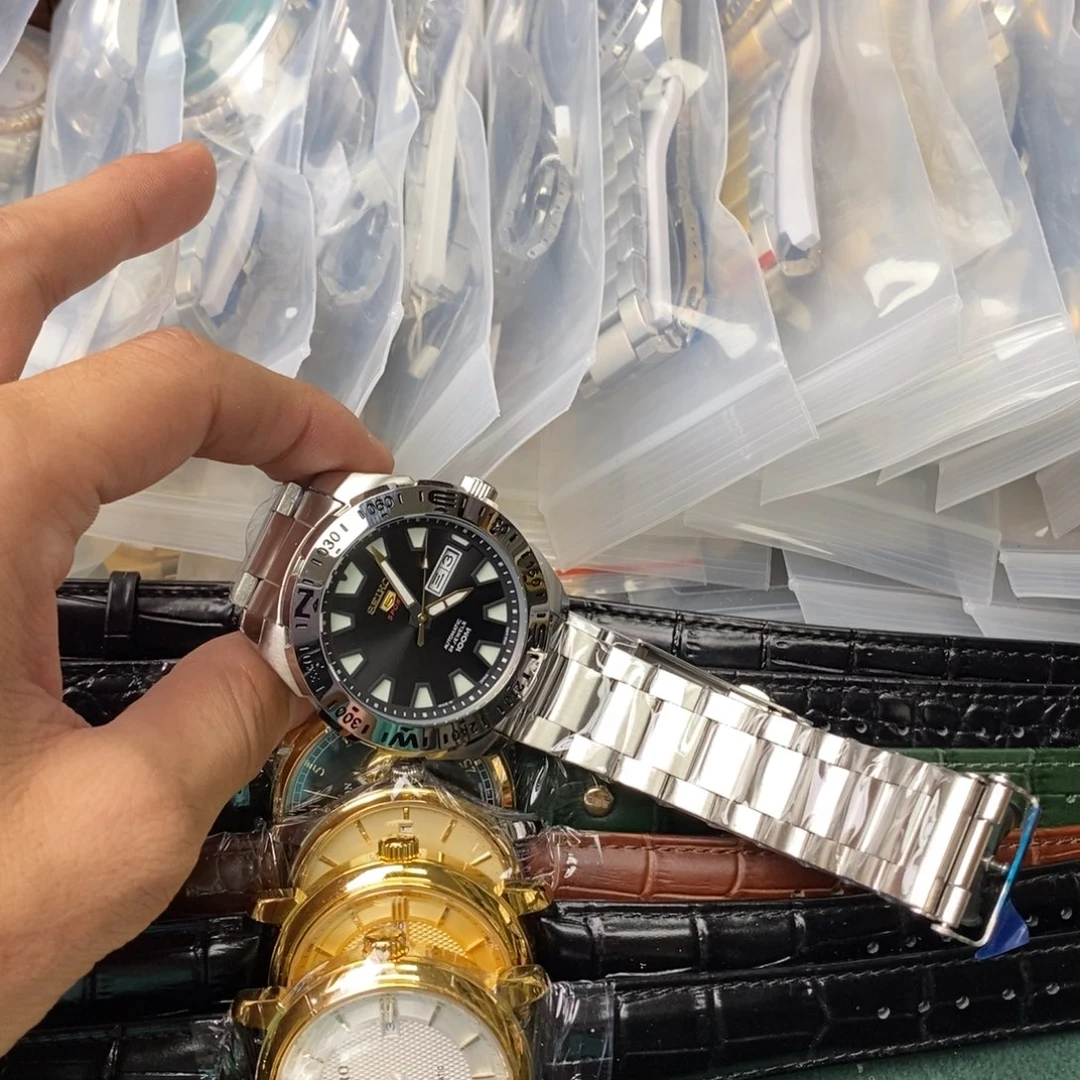 孤品闪电购手表一个