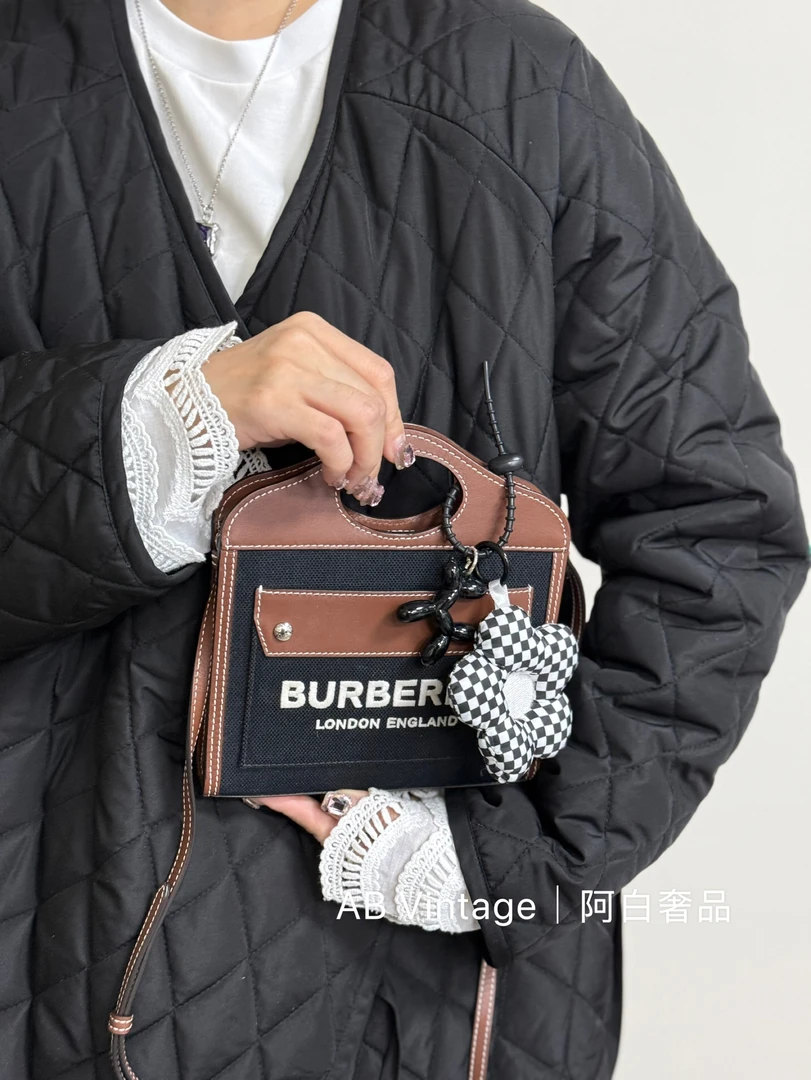 95新 BURBERRY/博柏利 阿白奢品/Burberry mini邮差包