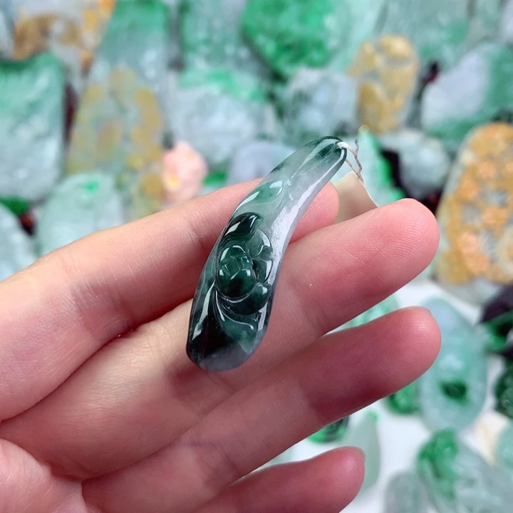 翡翠未镶嵌吊坠(不含链)