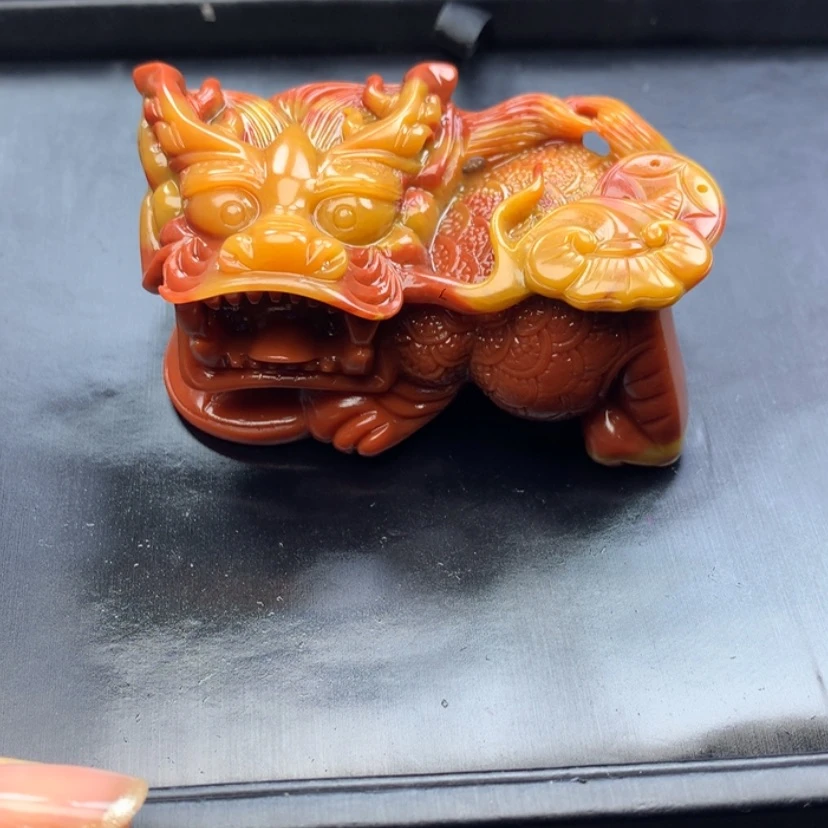 【闪购商品】未镶嵌石英质玉（黄龙玉）颈饰?****