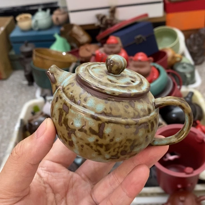 陶瓷艺术品及陶瓷壶