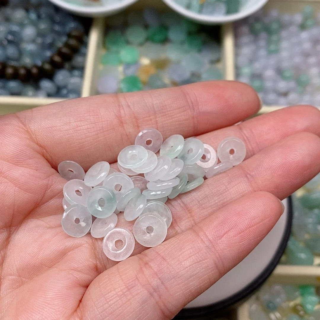 翡翠吊坠(不含链)未镶嵌最*姐