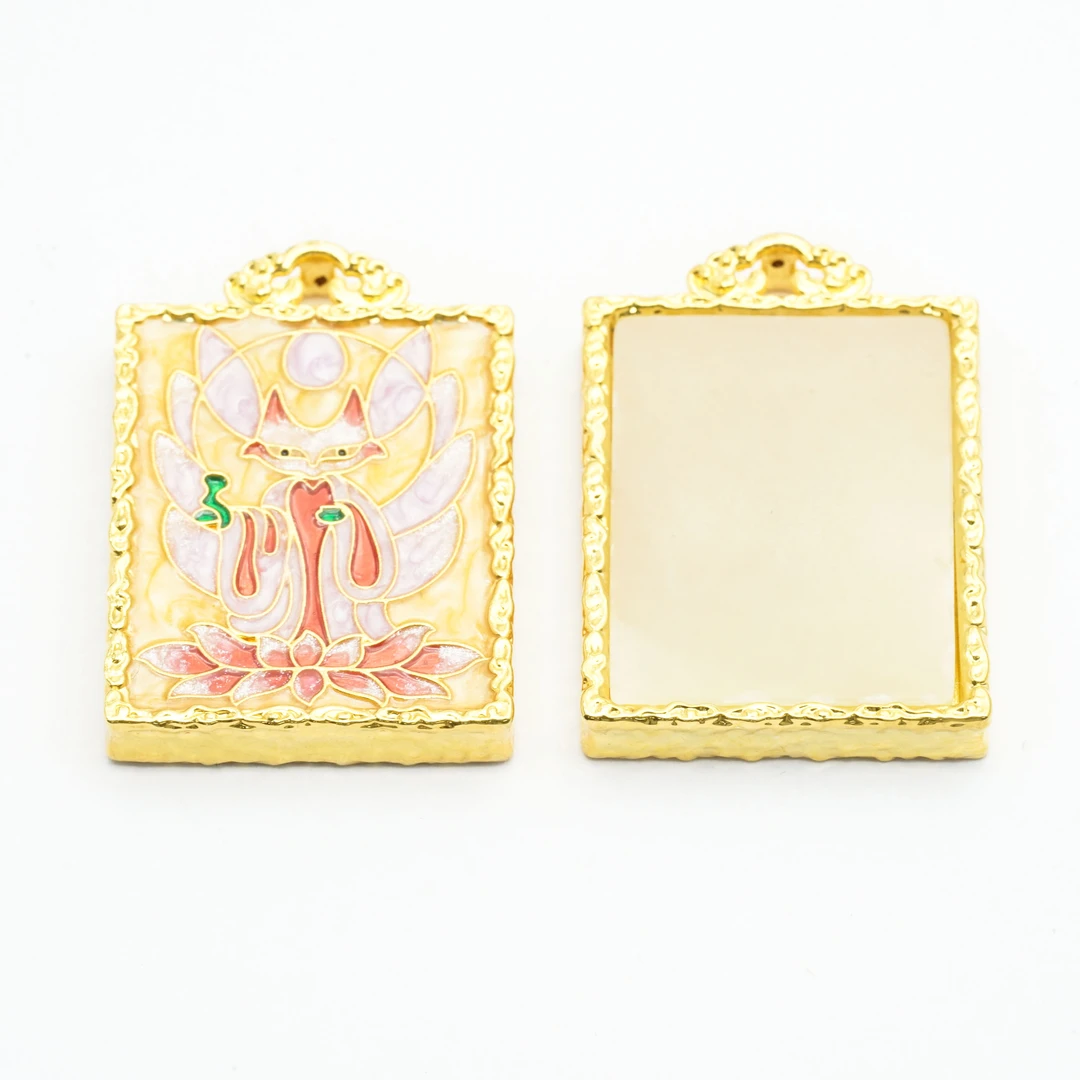 18k金和田玉狐仙吊坠  约31mm*21mm【QL07179】