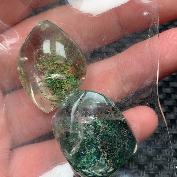 木***子水晶吊坠(不含链)未镶嵌