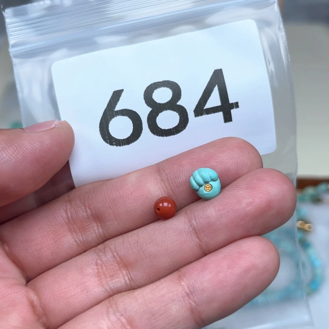 南红玛瑙未镶嵌珠宝奇石