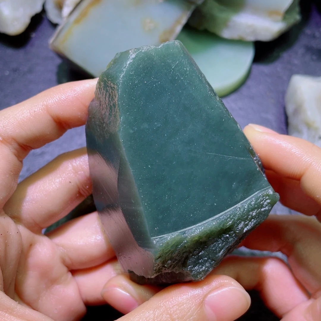 和田玉未镶嵌珠宝半成品