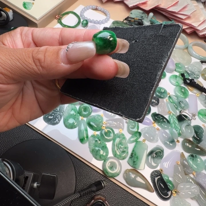 吊坠(不含链)未镶嵌翡翠41