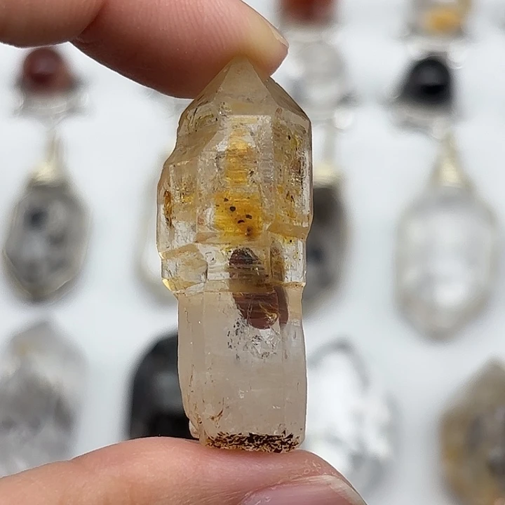 颈饰未镶嵌水晶巴基斯坦油胆水胆闪灵钻42mm+