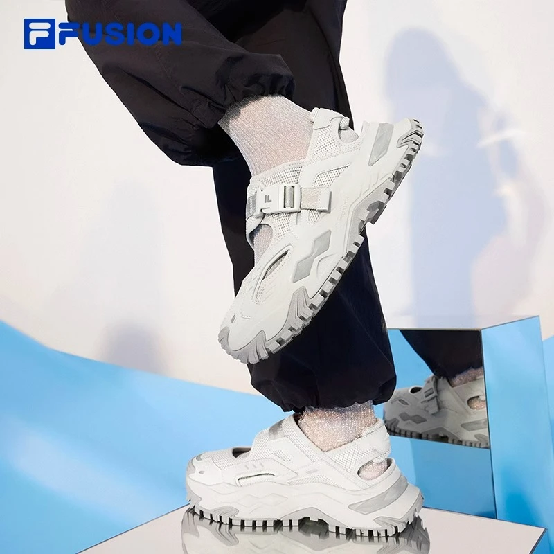 Fila/斐乐斐乐潮牌硬糖凉鞋时尚厚底运动女鞋T12W421403F