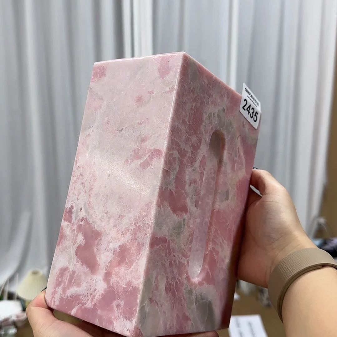 k****<2435粉澳宝纸巾盒