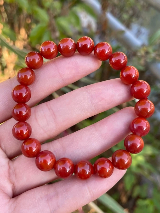 精品瓦西南红9mm单圈手串，颜色红润，满肉玫瑰红