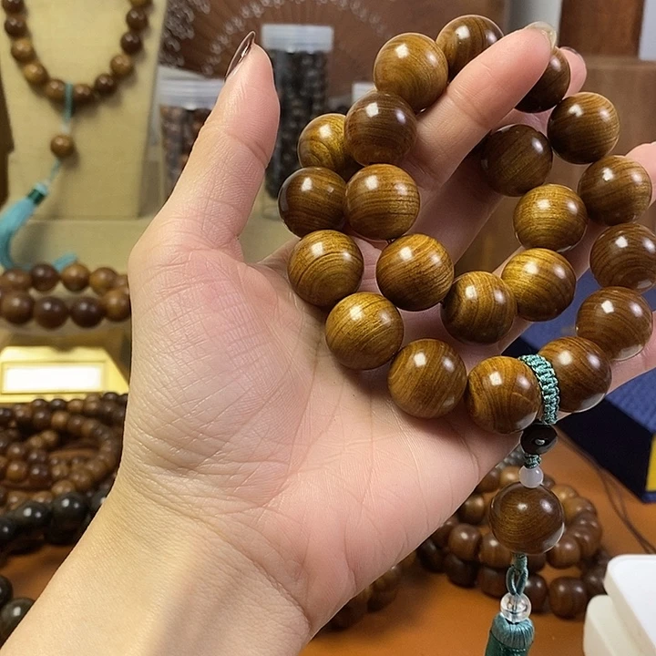 老山檀香黑肉沉水1.8手持