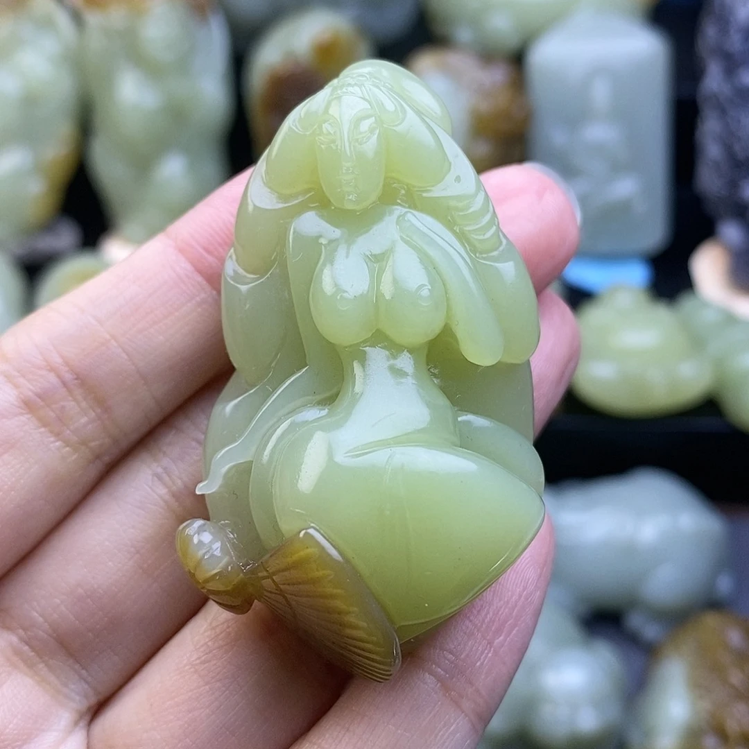 未镶嵌和田玉把件