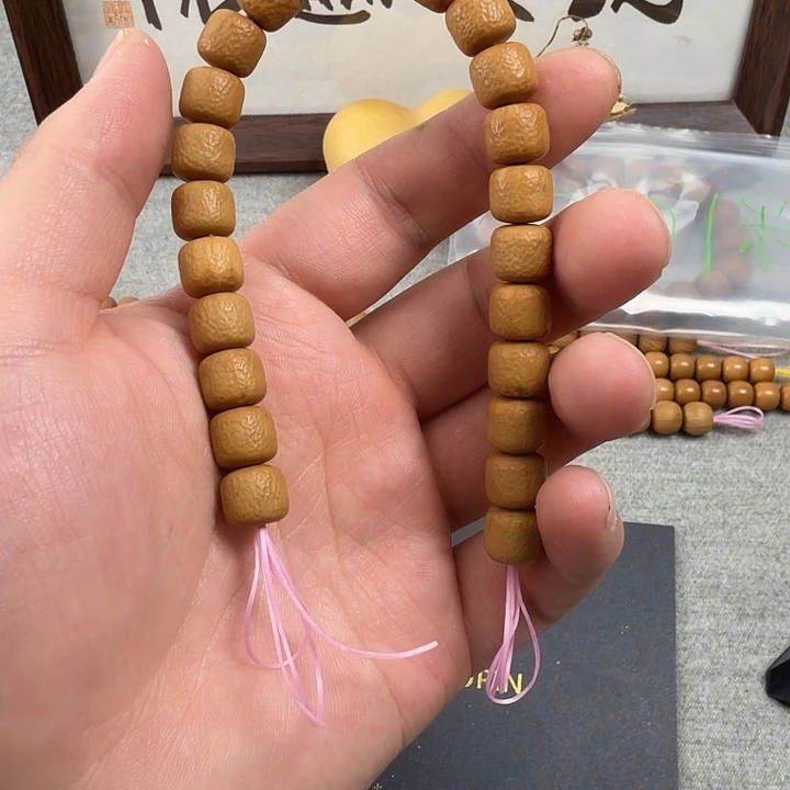 道珠波澜猴头手串微微瑕