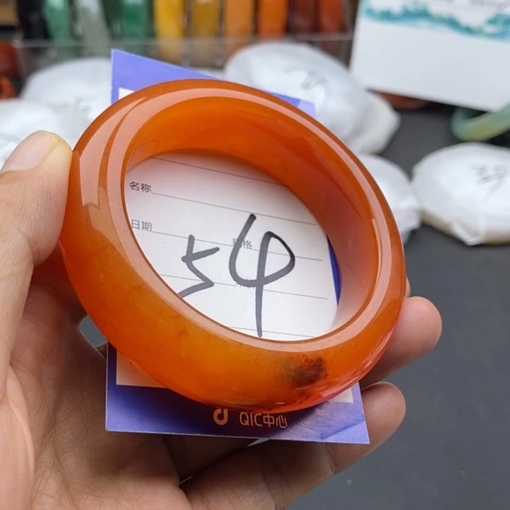 未镶嵌手镯石英质玉