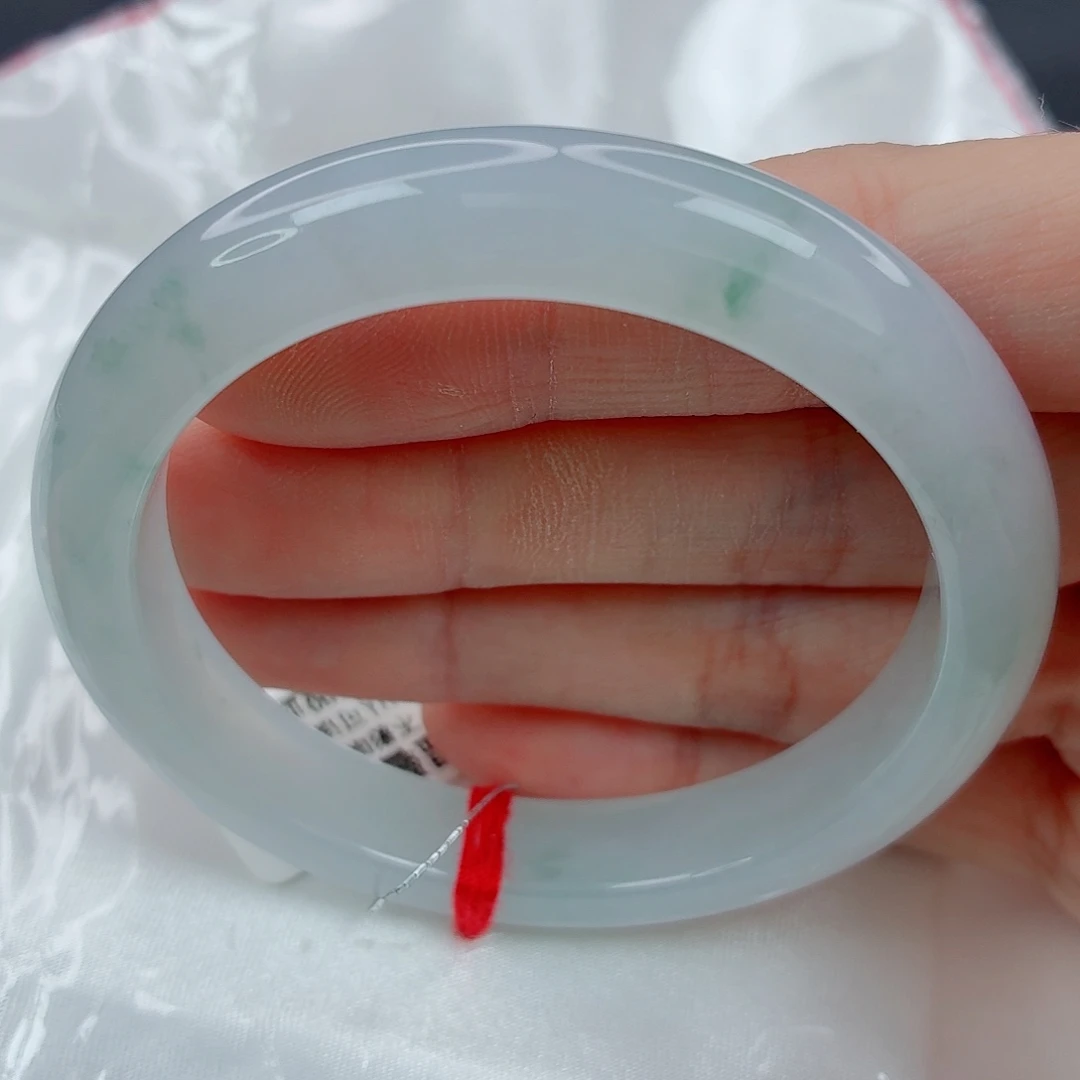 翡翠未镶嵌手镯51.8正圈，细条冰胶淡粉底，强推，021