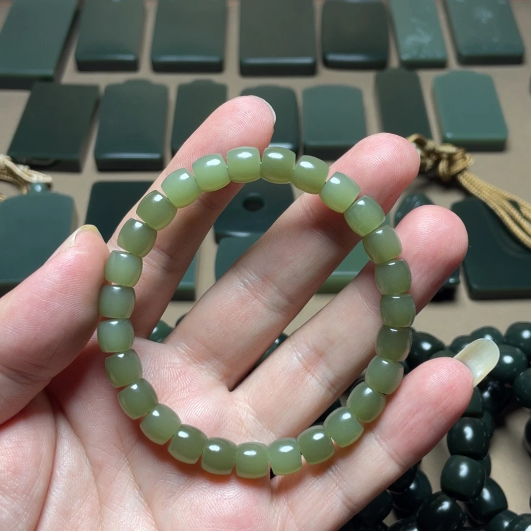 和田玉未镶嵌手链