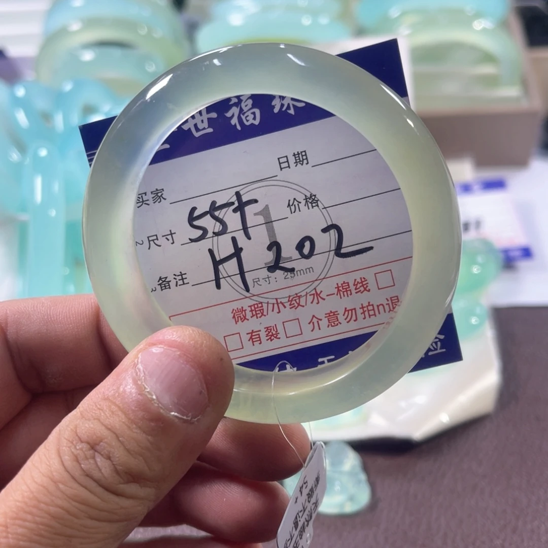 未镶嵌蛇纹石玉手镯（圆镯）