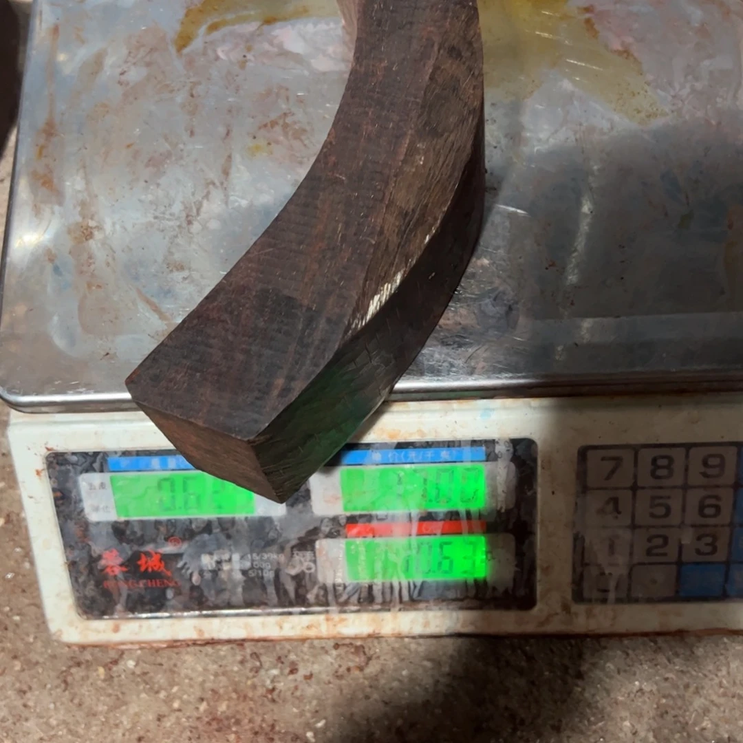 紫檀木类端景台拾*