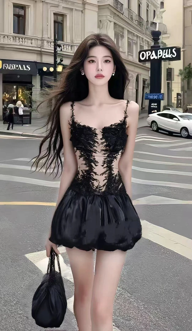 轻奢高端优雅温柔知性风黑色U领吊带收腰连衣裙性感时尚气质女装