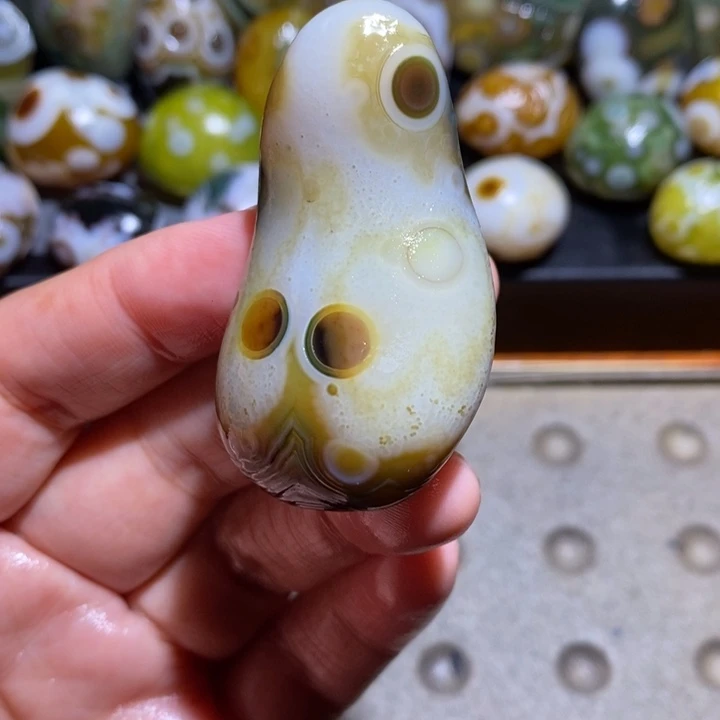 未镶嵌玛瑙/玉髓珠宝半成品21