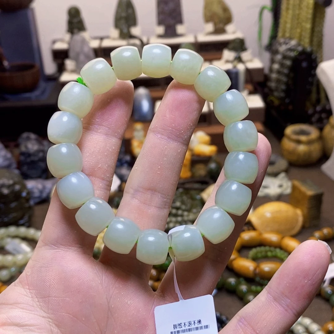 未镶嵌和田玉车挂多样性随机发一