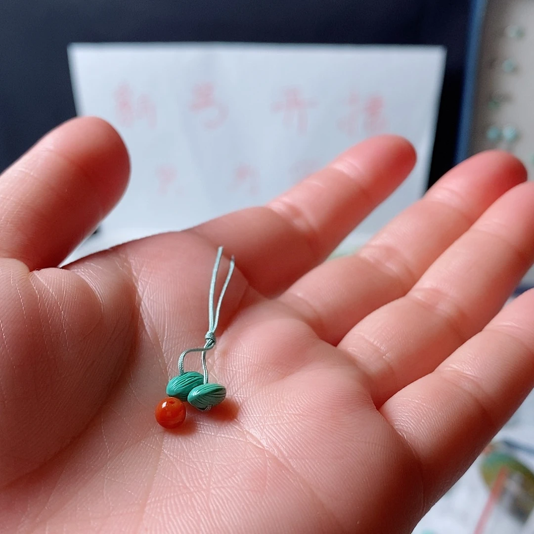 南红玛瑙颈饰未镶嵌