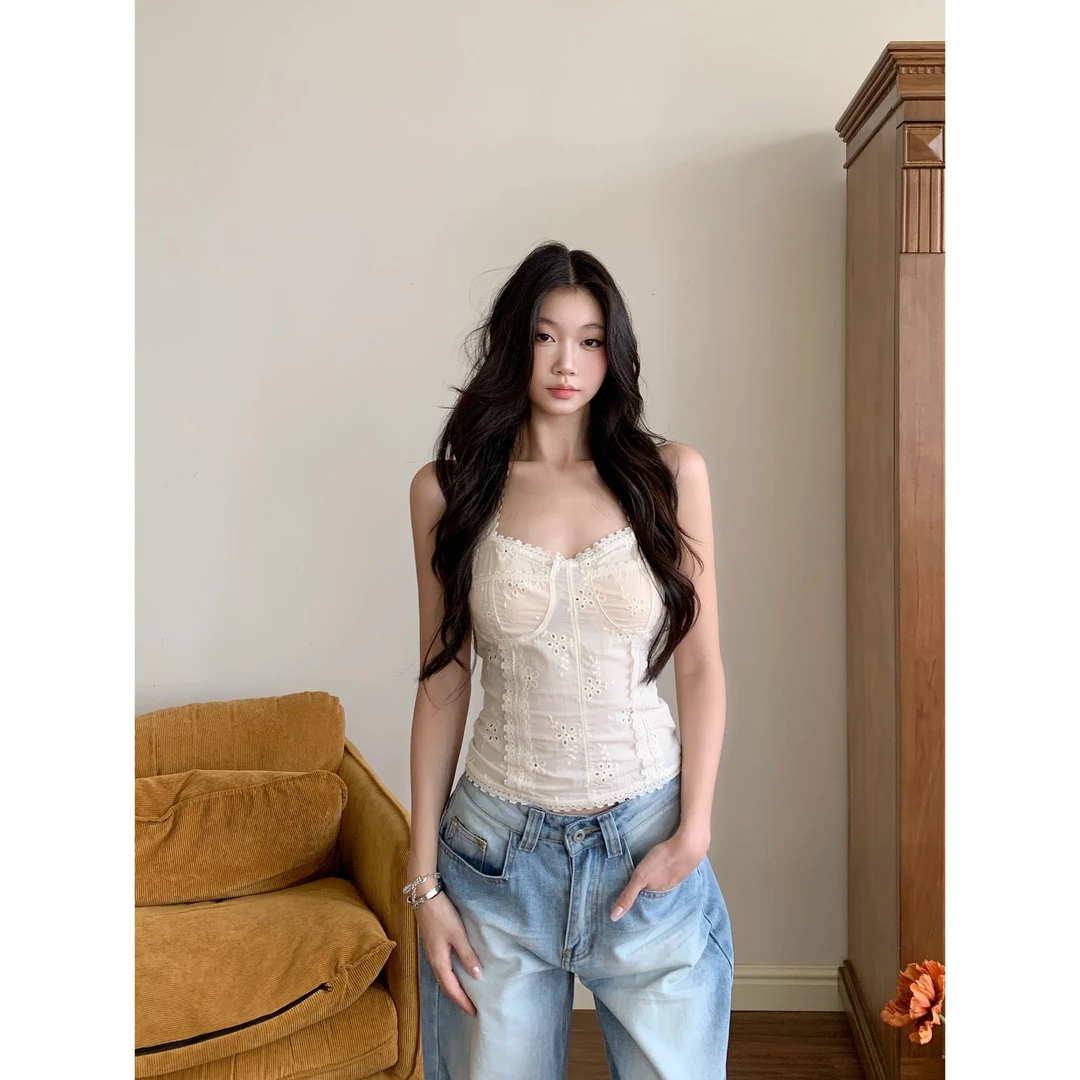 withmin凉皮 夏日画报 新款女夏挂脖辣妹修身无袖吊带上衣2523634