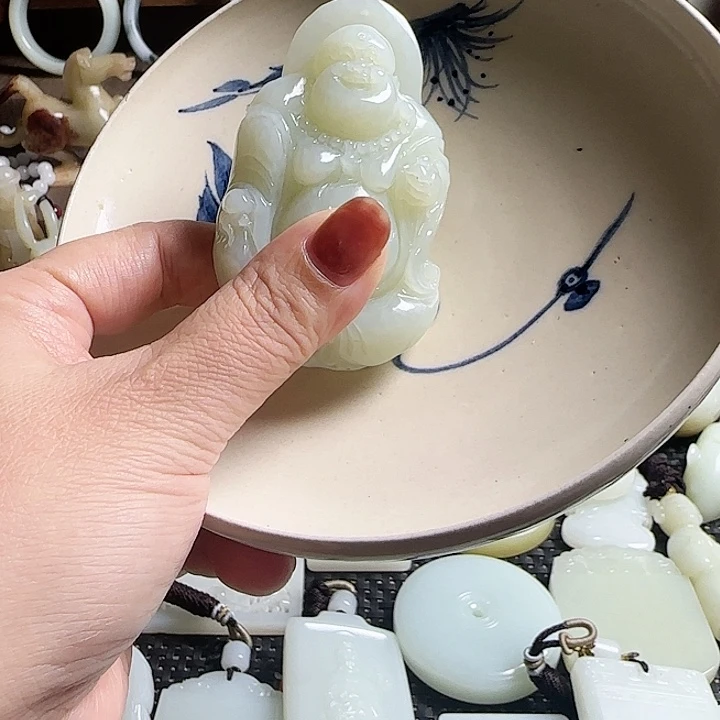 大***子瓷片新号开播挂件一个