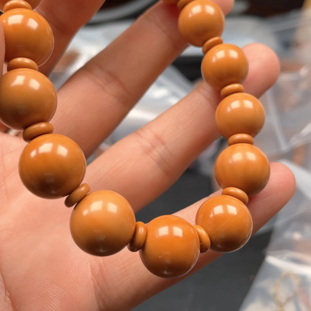 匕***首吊坠猴头核桃橄榄