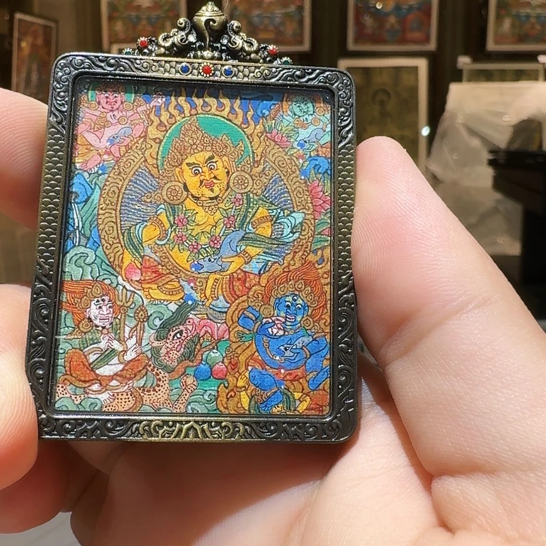 吊坠发发发发发发发发发