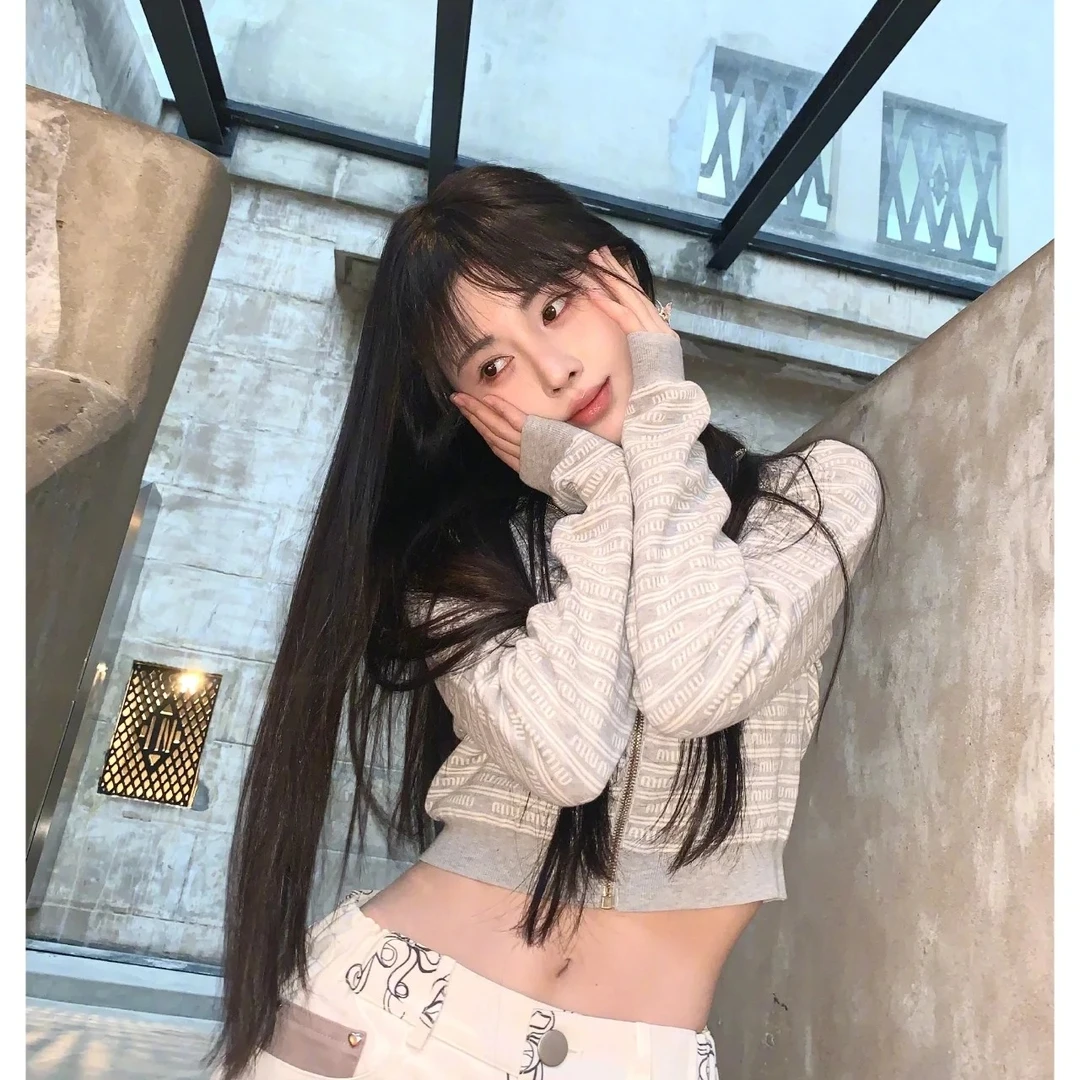 未使用 MIU MIU/缪缪 kk 条纹字母logo开衫 38码/全新/206406
