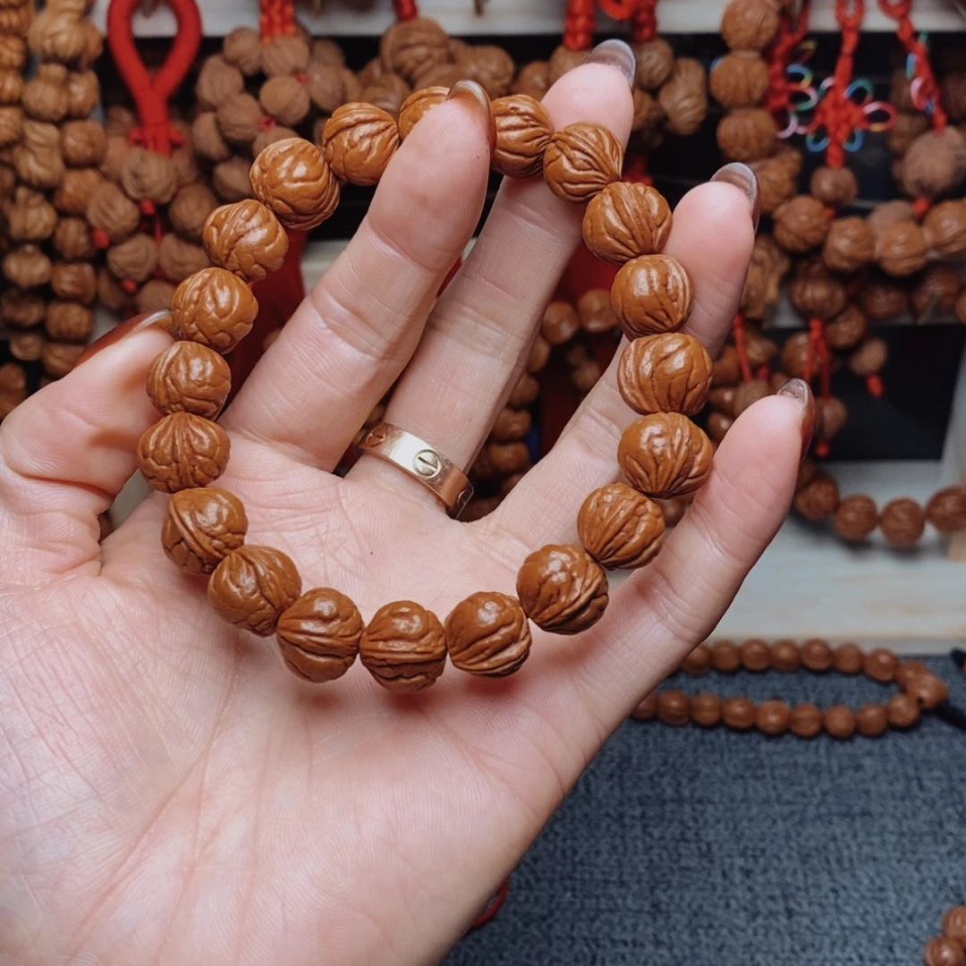 吊坠桃核龙纹桃枭