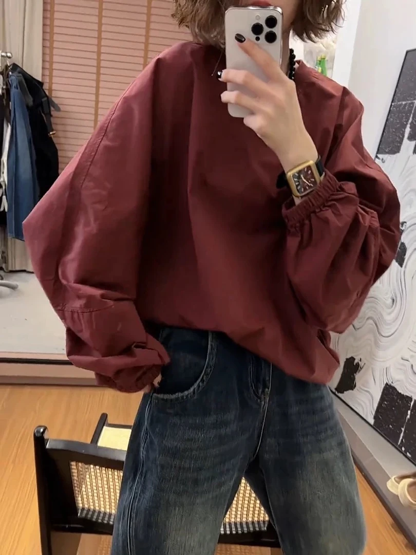 8897早秋新款宽松安哥拉红圆领衬衫女设计感小众休闲百搭长袖上衣