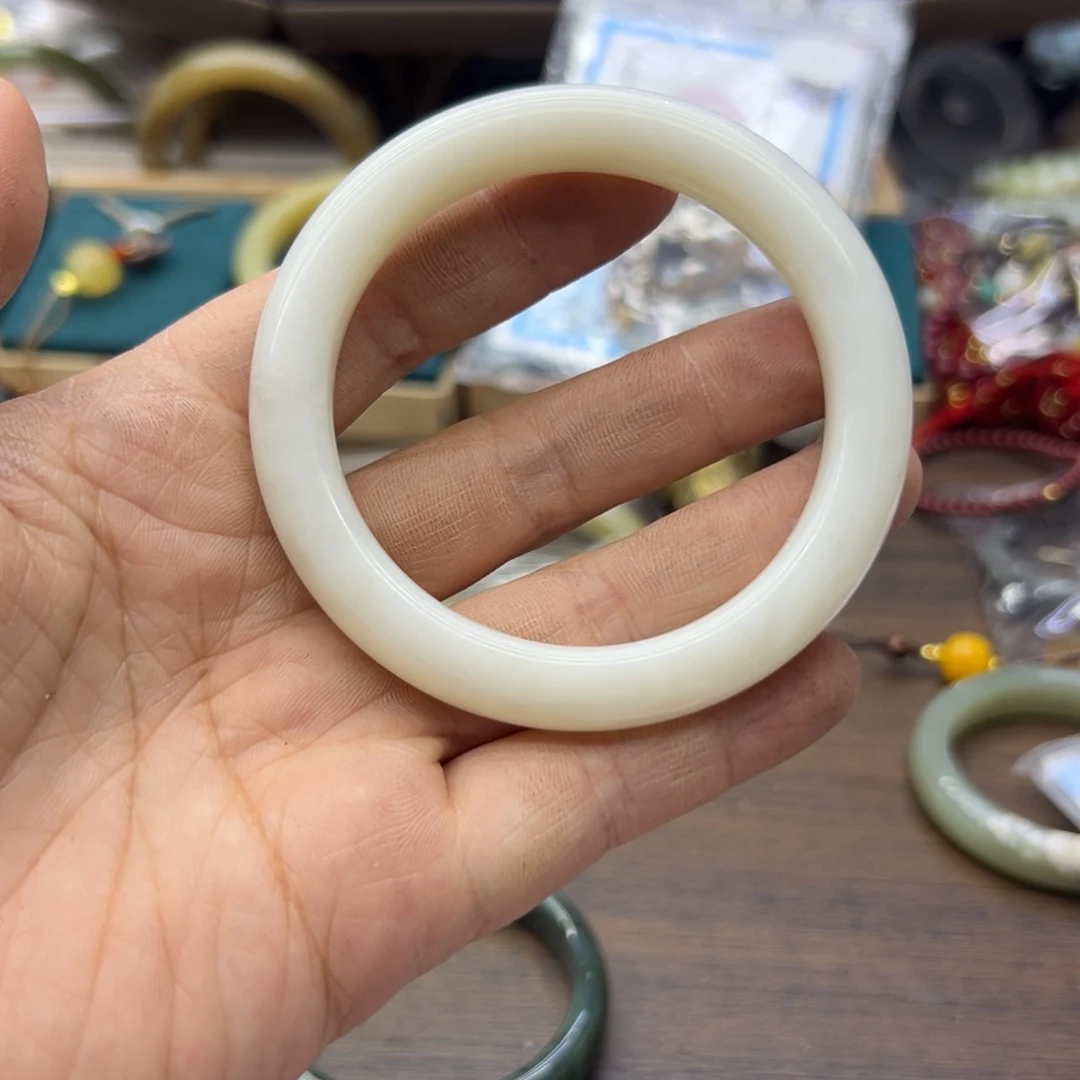 和田玉未镶嵌手镯57圈围304