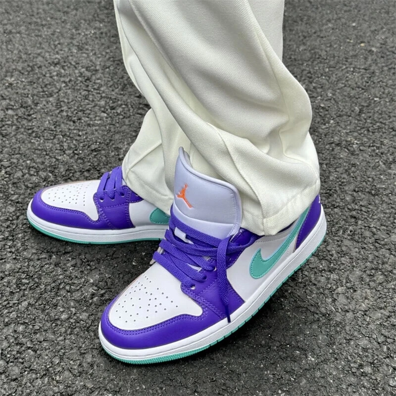 耐克NIKE男鞋JORDAN复古篮球鞋AJ1低帮休闲运动鞋白紫HJ9013-550