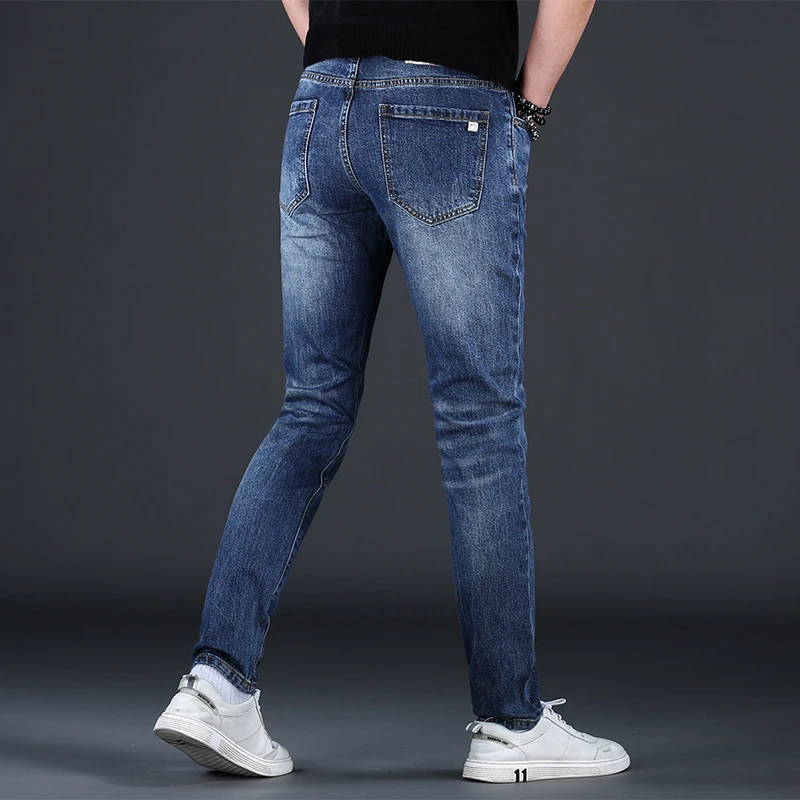 牛仔裤男士2025秋季新款蓝色潮牌百搭高端休闲修身小脚长裤子男裤