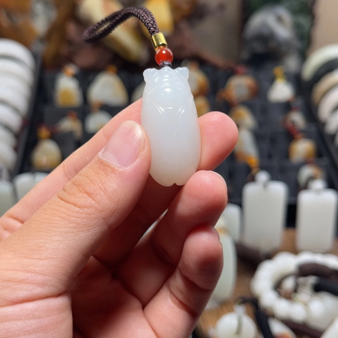 颈饰未镶嵌和田玉福利款一鸣惊人