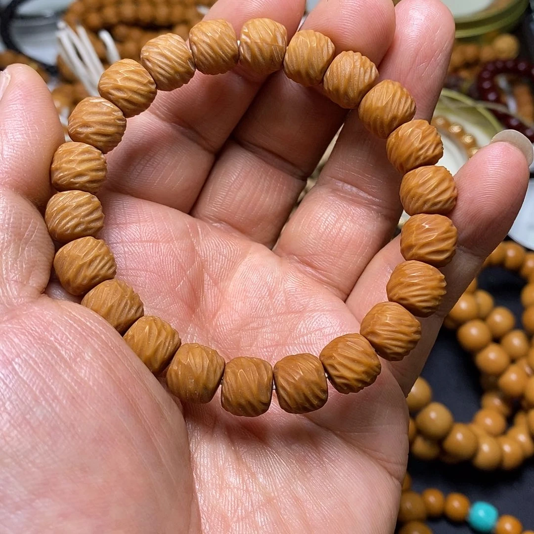 猴头核桃手串千刃4左右