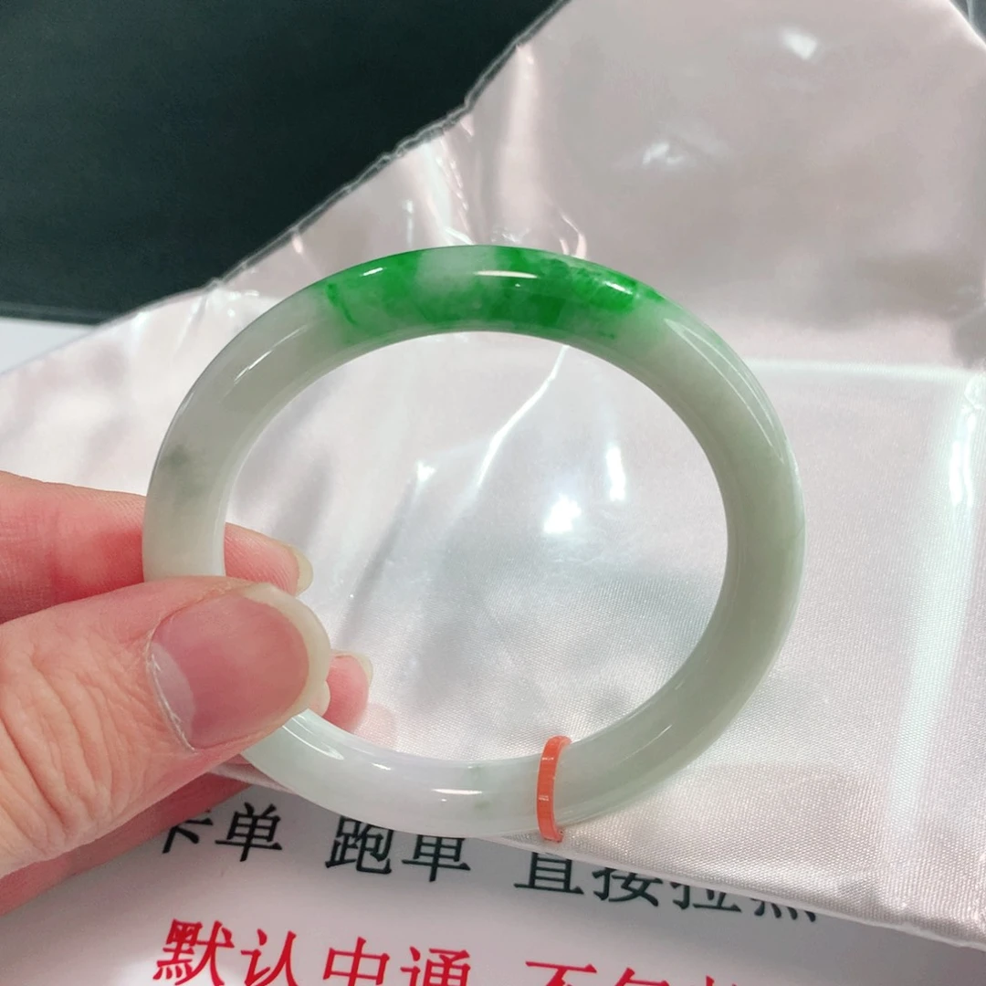 未镶嵌手镯翡翠428