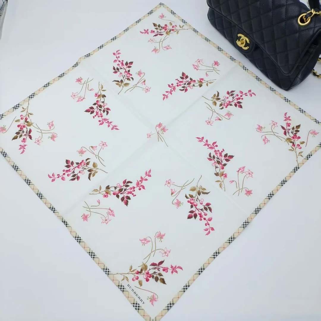 95新 BURBERRY/博柏利 海囤/巴宝莉/丝巾/yy09304