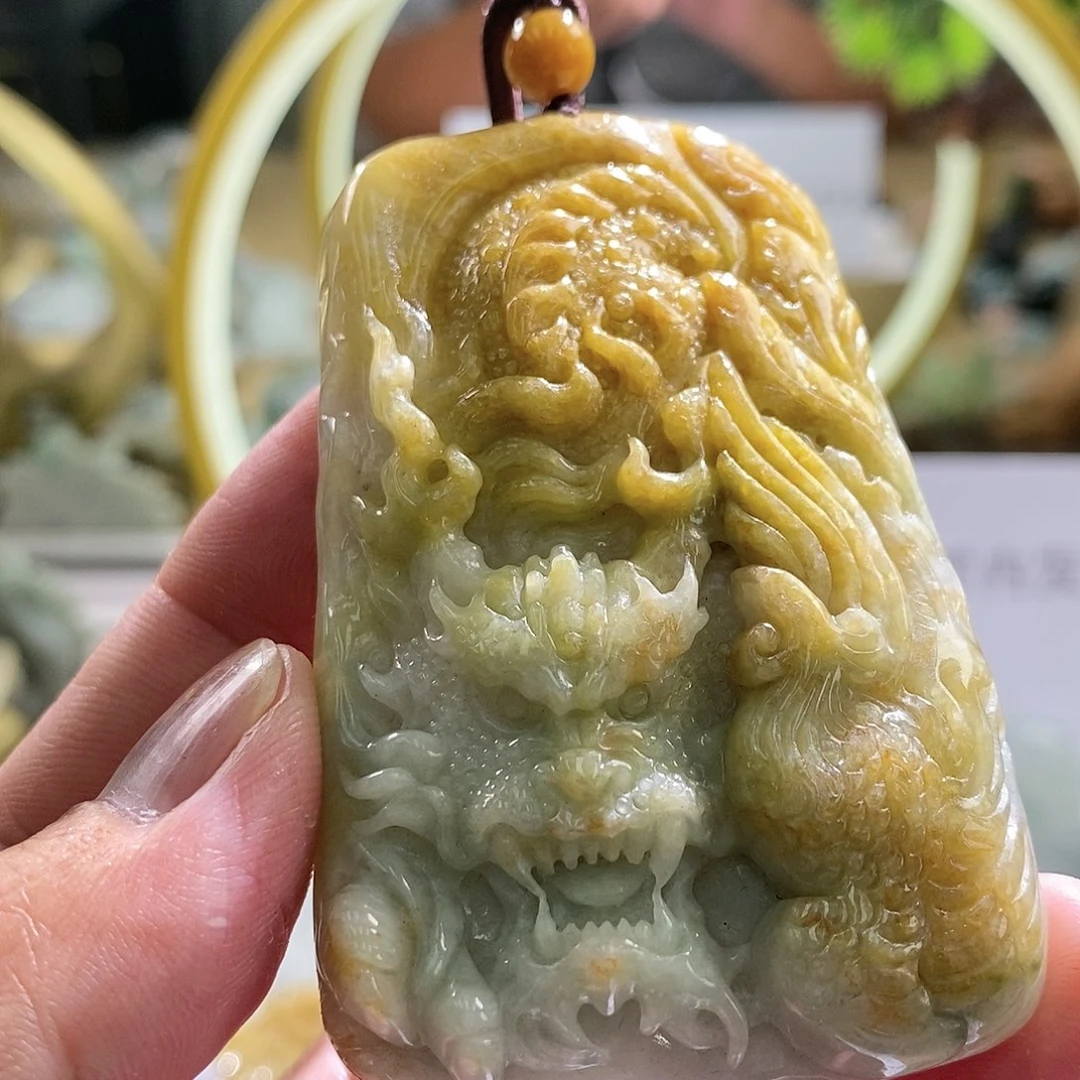 【闪购商品】翡翠颈饰未镶嵌111111111111